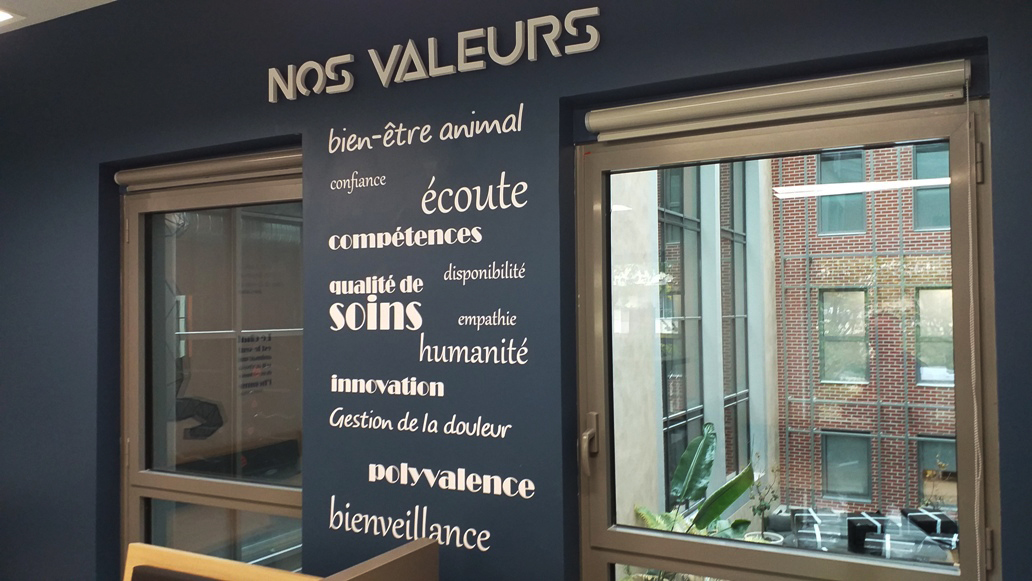 Salle d'attente urgences